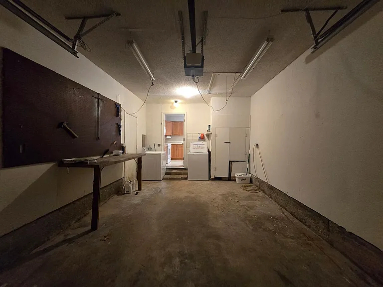 112 Thomas Blvd — Photo 34