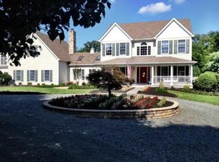 18100 Calumet Ln, Round Hill, VA 20141