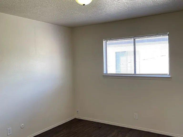 905 Nakomis Dr NE #3 — Photo 7