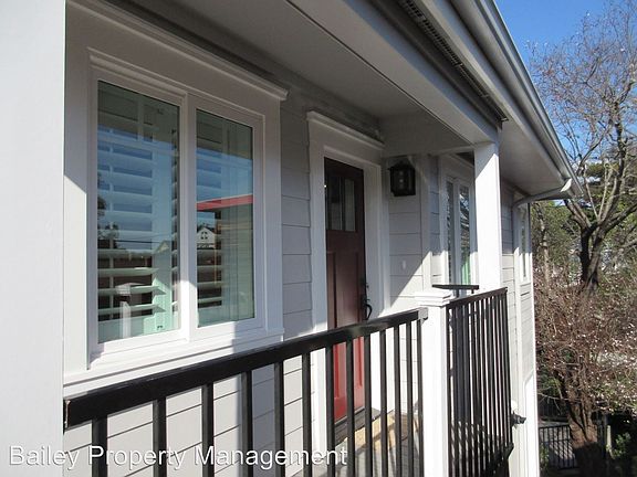 2nd image of 208 Pilkington Ave #B