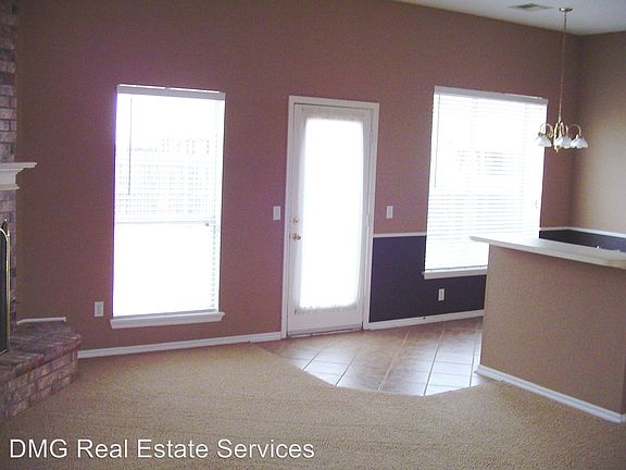 4th image of 2032 Old Central Dr