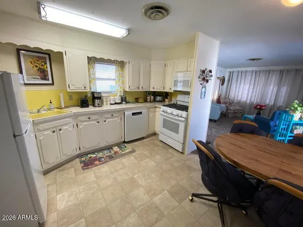 7807 E Main Street #D27, Mesa, AZ 85207
