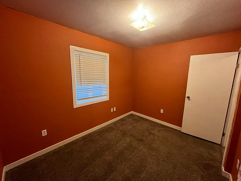 Unit Photo