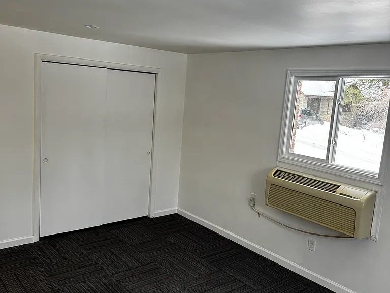 460 Wells Dr #A — Photo 8