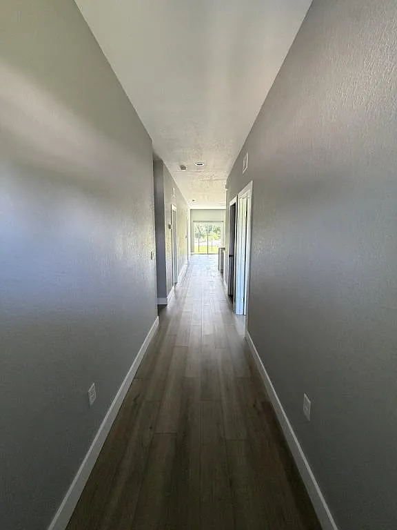 9197 Agate St — Photo 2