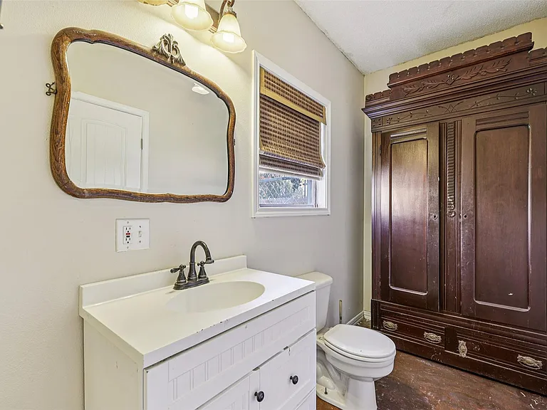 620 Barbara Dr — Photo 21