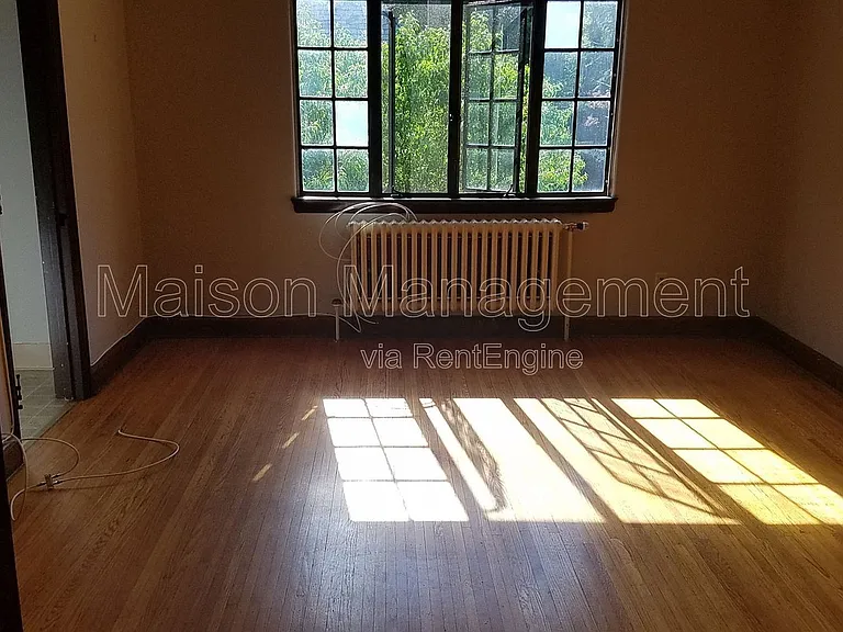 125 Highland Pkwy #1 — Photo 11