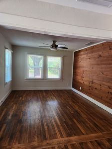 1301 S 5th St, Bonham, TX, 75418
