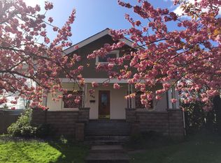 260 5th St, Independence, OR 97351