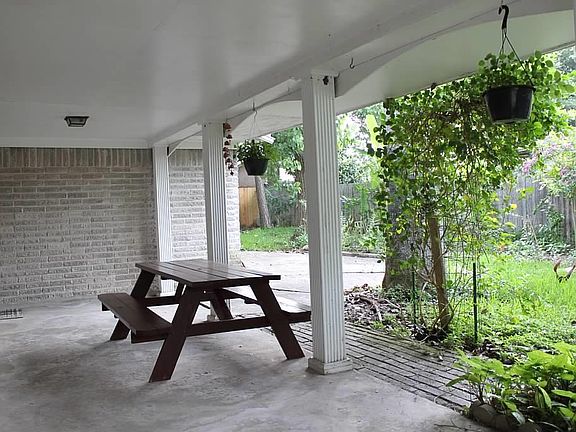4th image of 11022 Silkwood Dr
