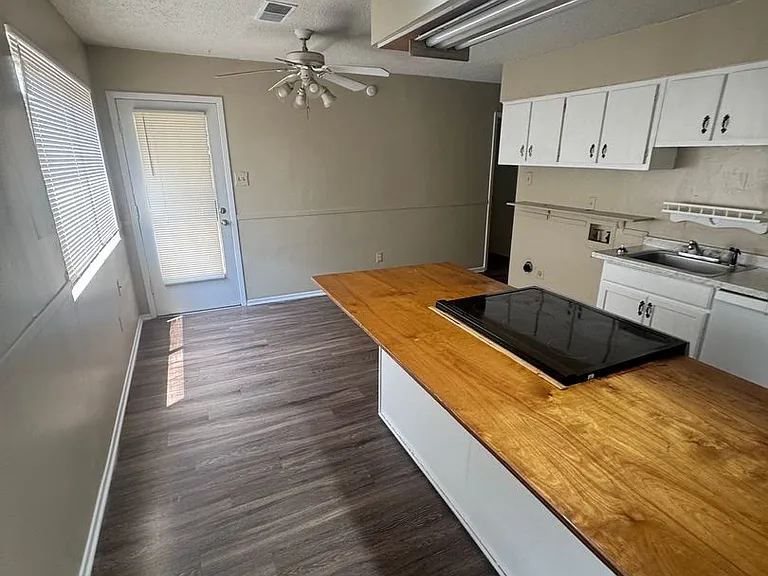 2835 Toehill Cv — Photo 14