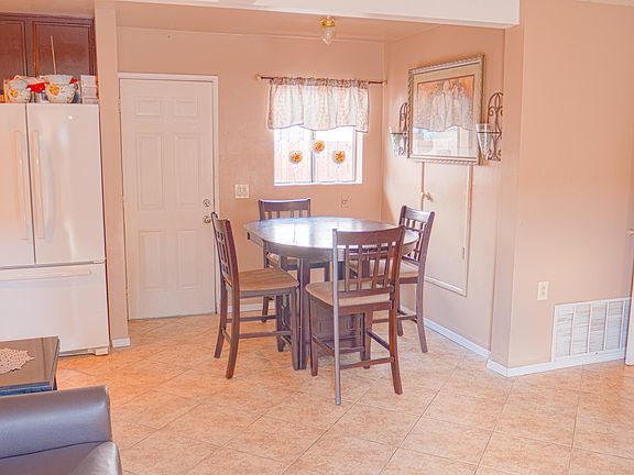 5th image of 3483 Nyeland Ave