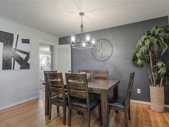 5th image of 8508 Travis Ln