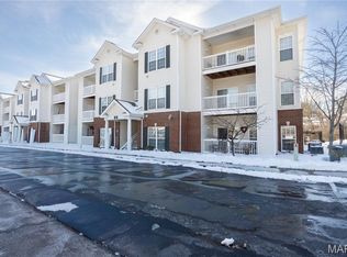 42 Kassebaum Ln APT 208, Saint Louis, MO