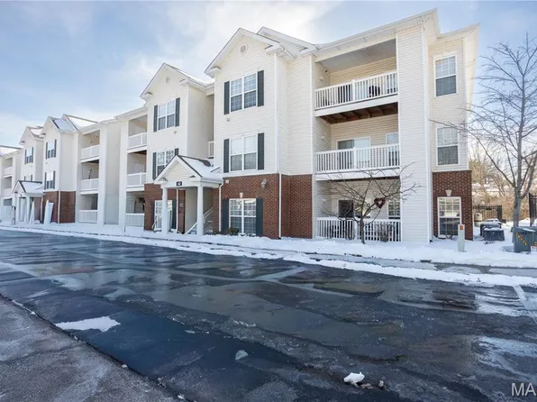 42 Kassebaum Ln APT 208, Saint Louis, MO 63129