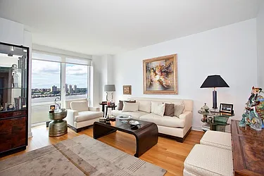 Rented by BLU Real Estate