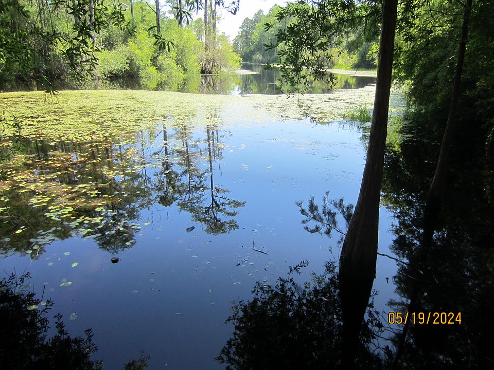 1st image of 8 Gulf Hills Dr