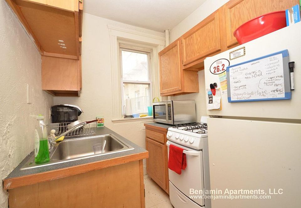 2nd image of 1187 Boylston St #27