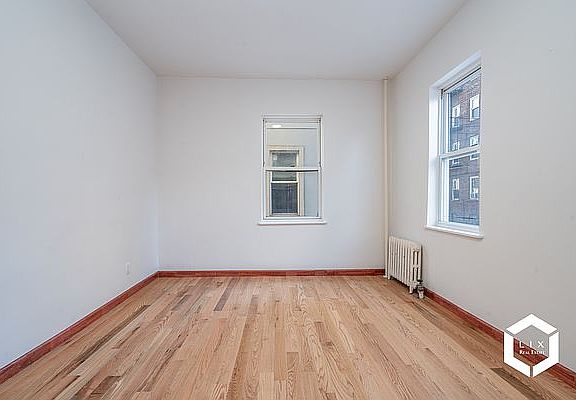 3rd image of 28 E 31st St #1B
