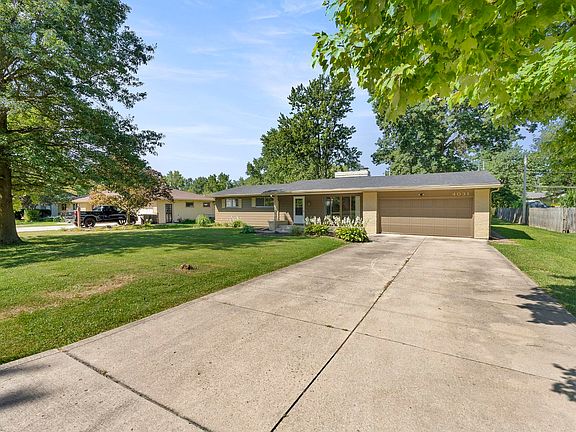 4th image of 4031 Greendale Dr