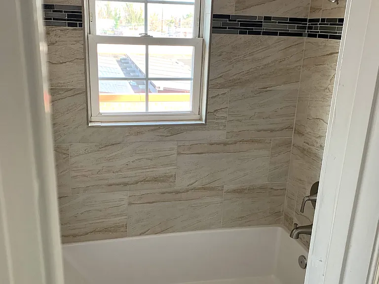 4504 Bowen Rd SE — Photo 14
