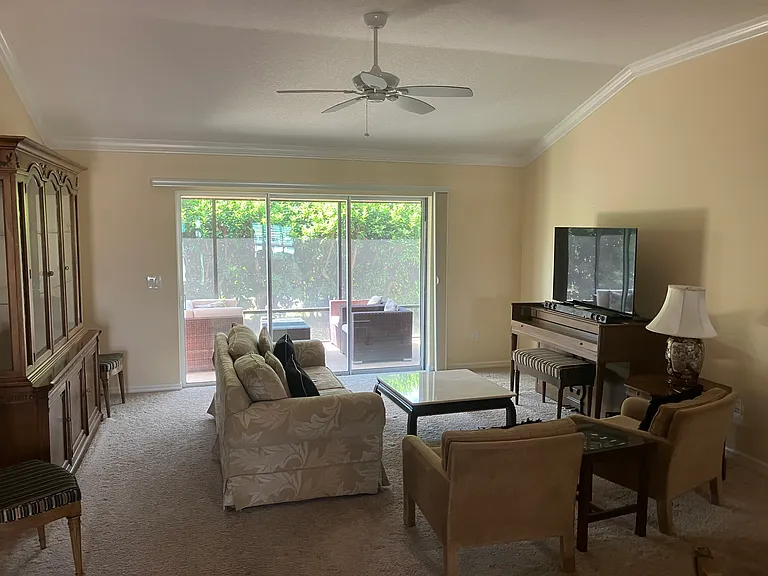 2046 McLin Ln — Photo 4