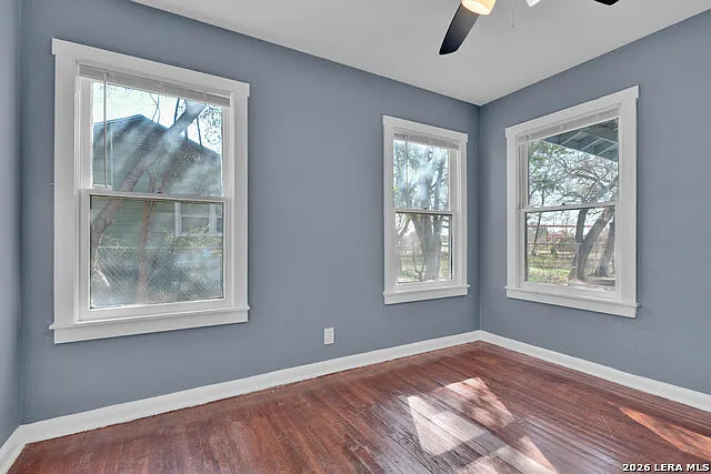 120 Bank St — Photo 9