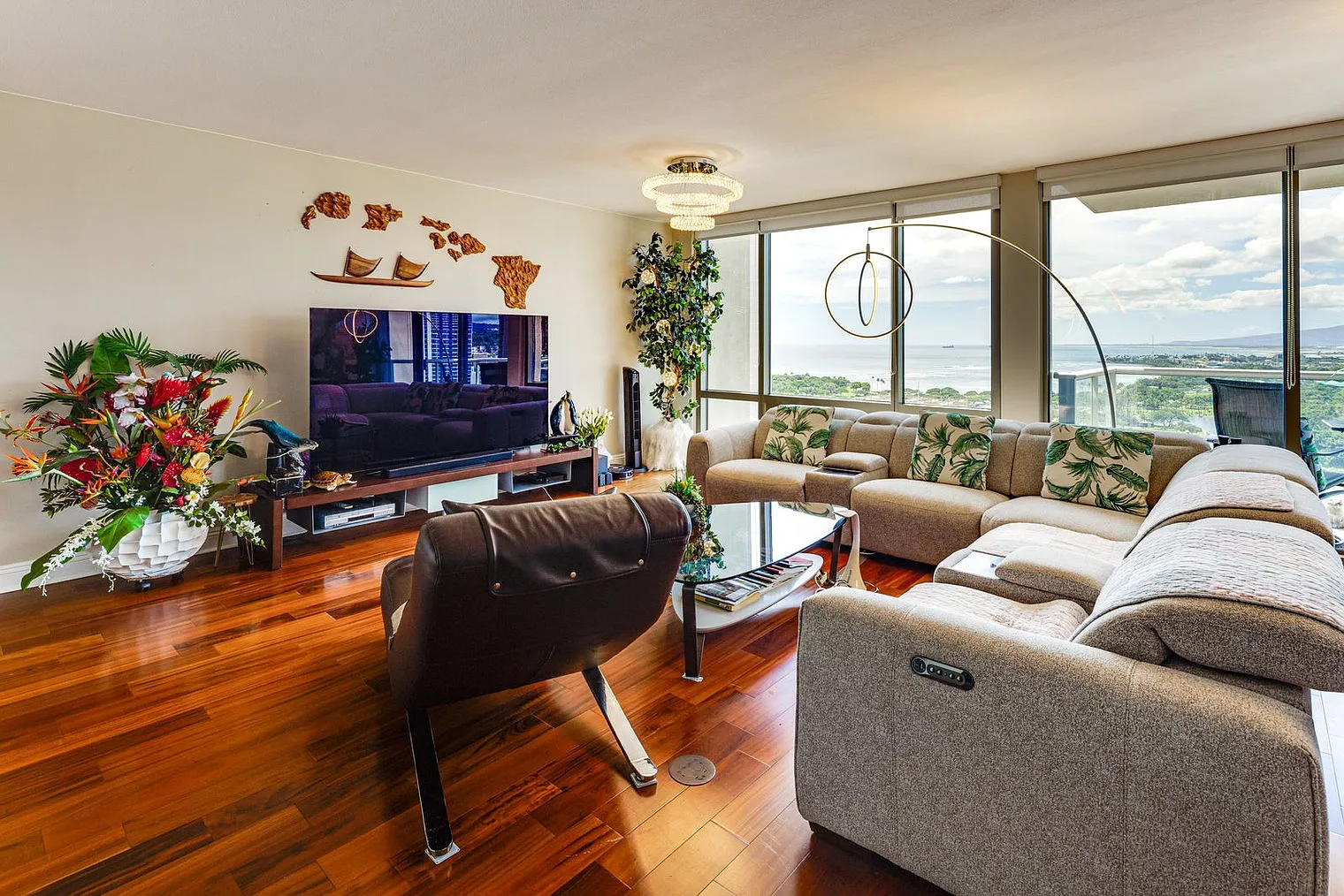 2 bed, 2.0 bath, 2195 sqft, $16,515 — Photo 2