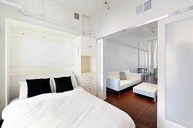 Rented by Eisenberg Exclusives