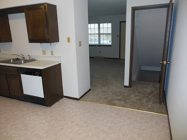4522-4536 W Bellview Dr — Photo 7
