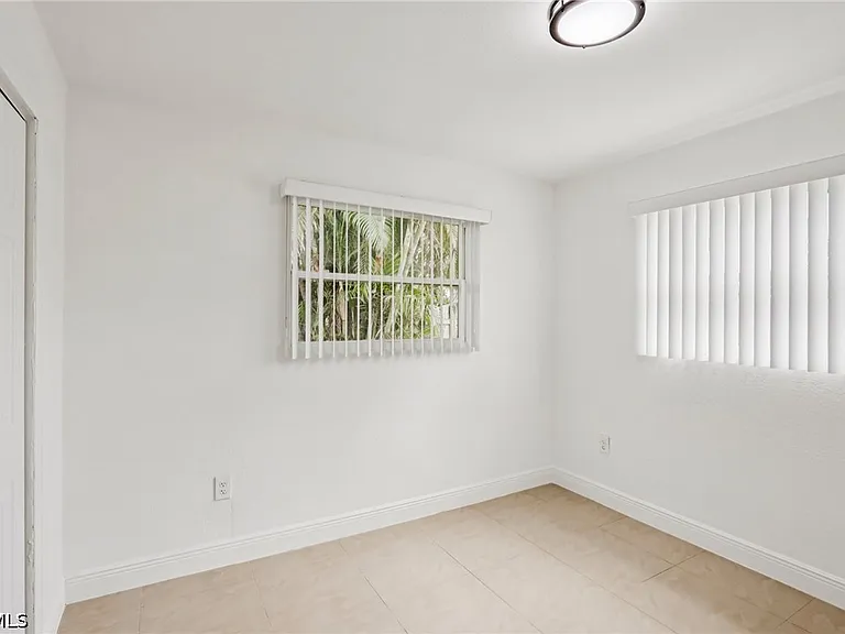 89 Cabana Ave — Photo 9