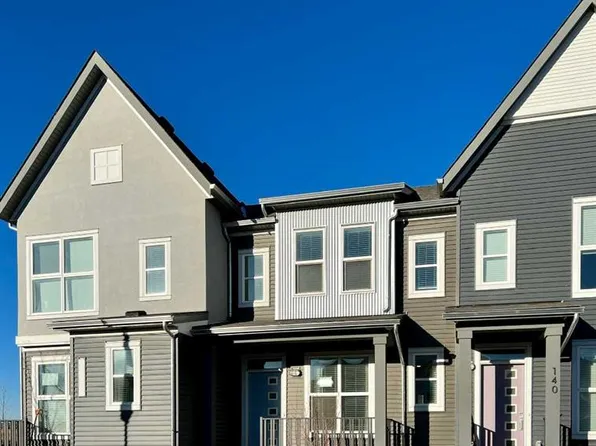 144 E Carrington Blvd NW, Calgary, AB T3P 1K8