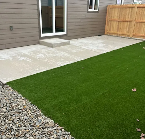 E Capitol Ave — Photo 10