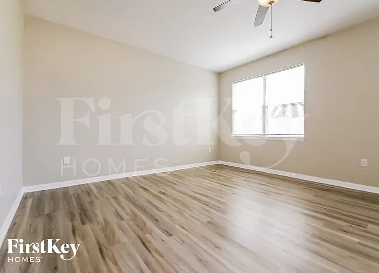 5212 Krenson Woods Way — Photo 2