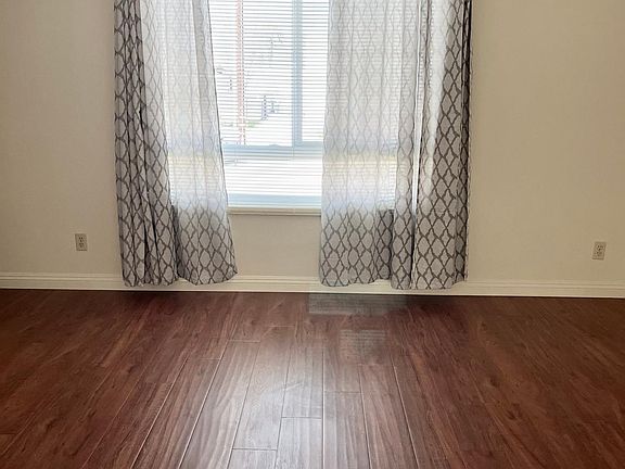 2nd image of 26 Park St #K