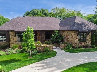 7946 Preserve Ln, Lincoln, NE 68516