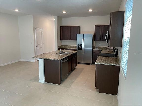 4th image of 2939 Beluga Bay Dr