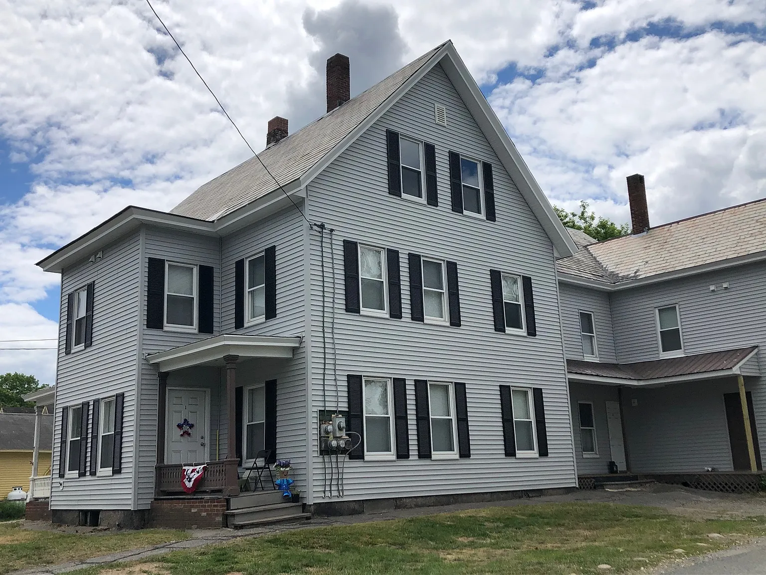 2 bed, 600 sqft, $2,300 — Photo 1