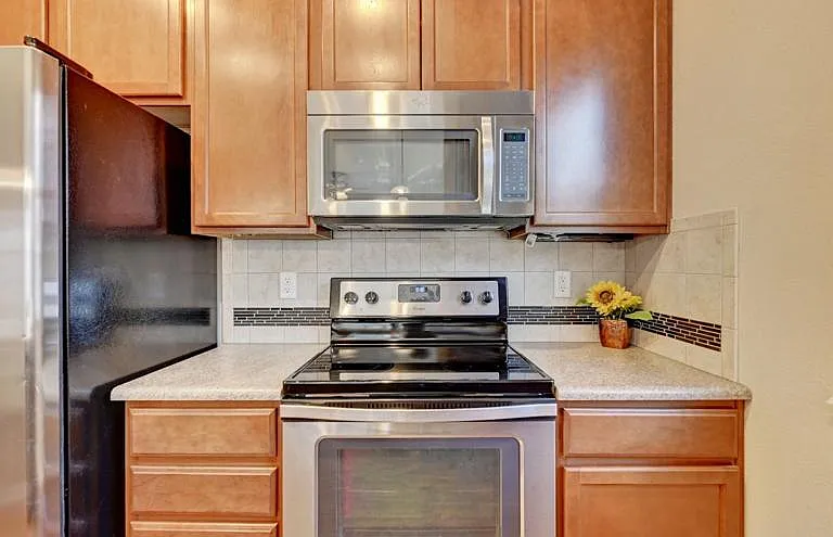 4225 Mesa Overlook — Photo 9