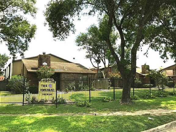 3rd image of 9550 Deering Dr APT 309
