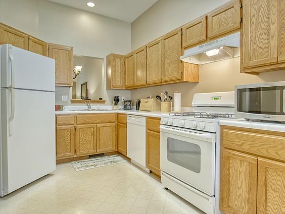 3rd image of 1191 Griffin Lake Ave