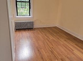 24-36 43rd St #4A, Astoria, NY 11103