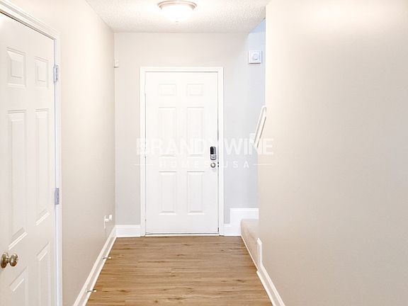 4th image of 3208 Glenloch Pl
