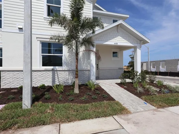 4438 Sunset Garden St, Bradenton, FL 34210