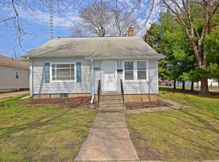 523 W 10th Ave, Rochelle, IL 61068