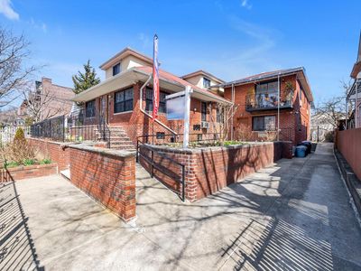 24-25 94 Street, East Elmhurst, NY, 11369