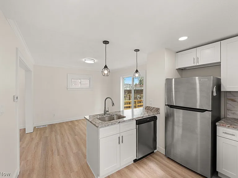 14016 Lakota Ave — Photo 17