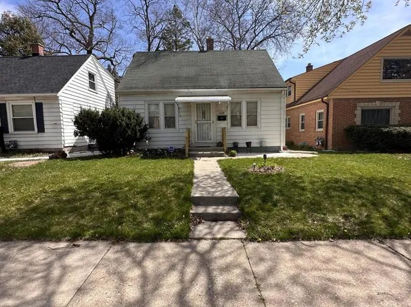 5680 N 39th St, Milwaukee, WI 53209