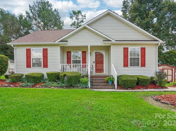 1679 Quail Rush Dr, Rock Hill, SC 29730