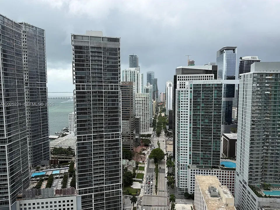 200 Biscayne Boulevard Way #4104